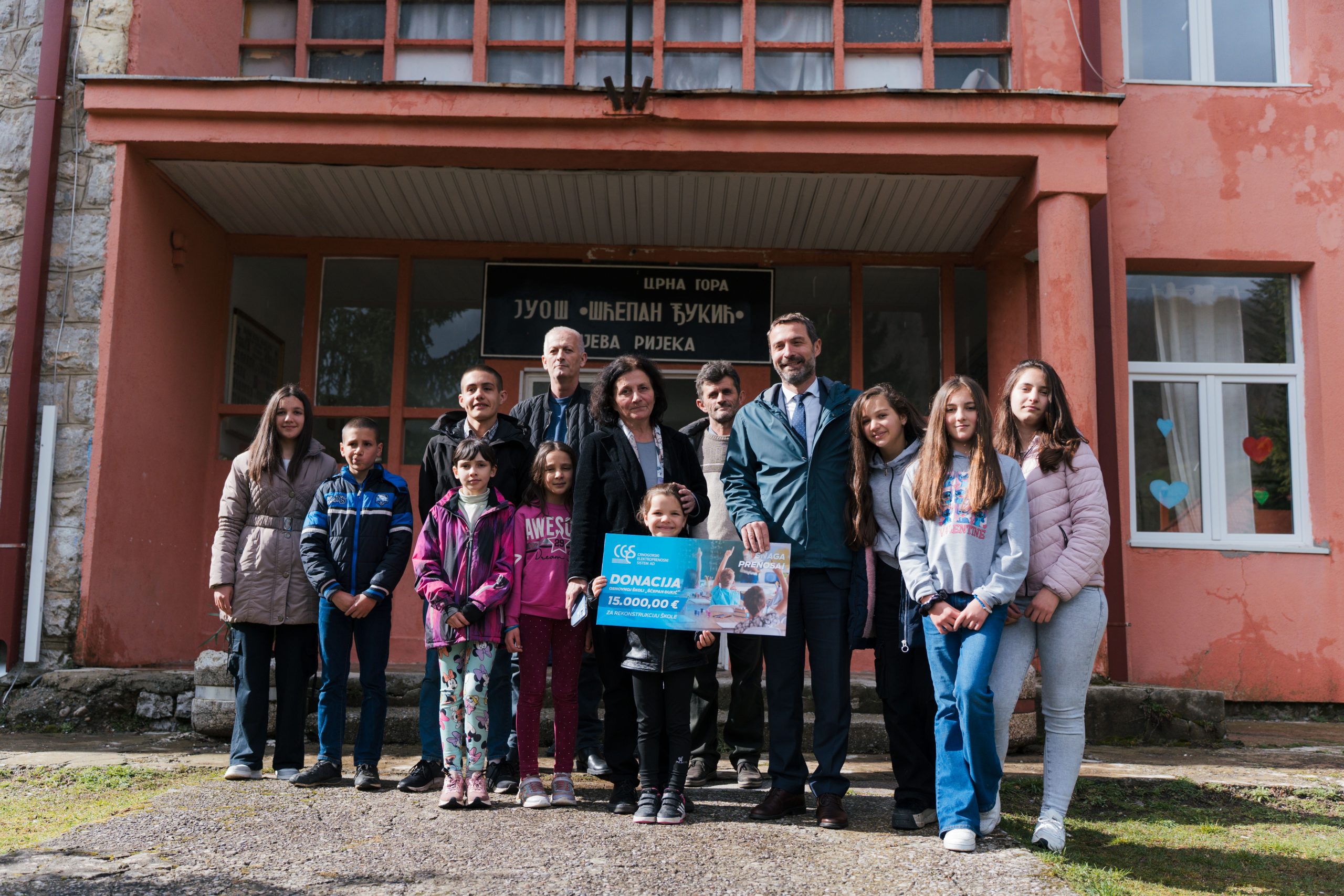 CGES donirao 15 hiljada eura za rekonstrukciju Osnovne škole “Šćepan Đukić” u Lijevoj rijeci