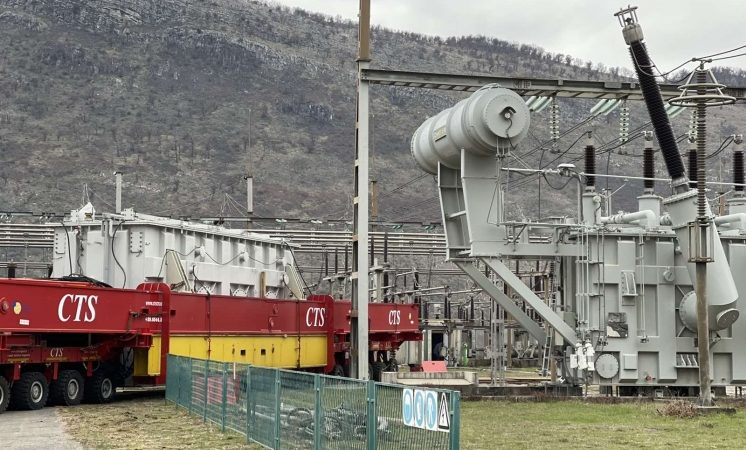 d7115f2e533cc8bcf91823021f4ba6a2 XL