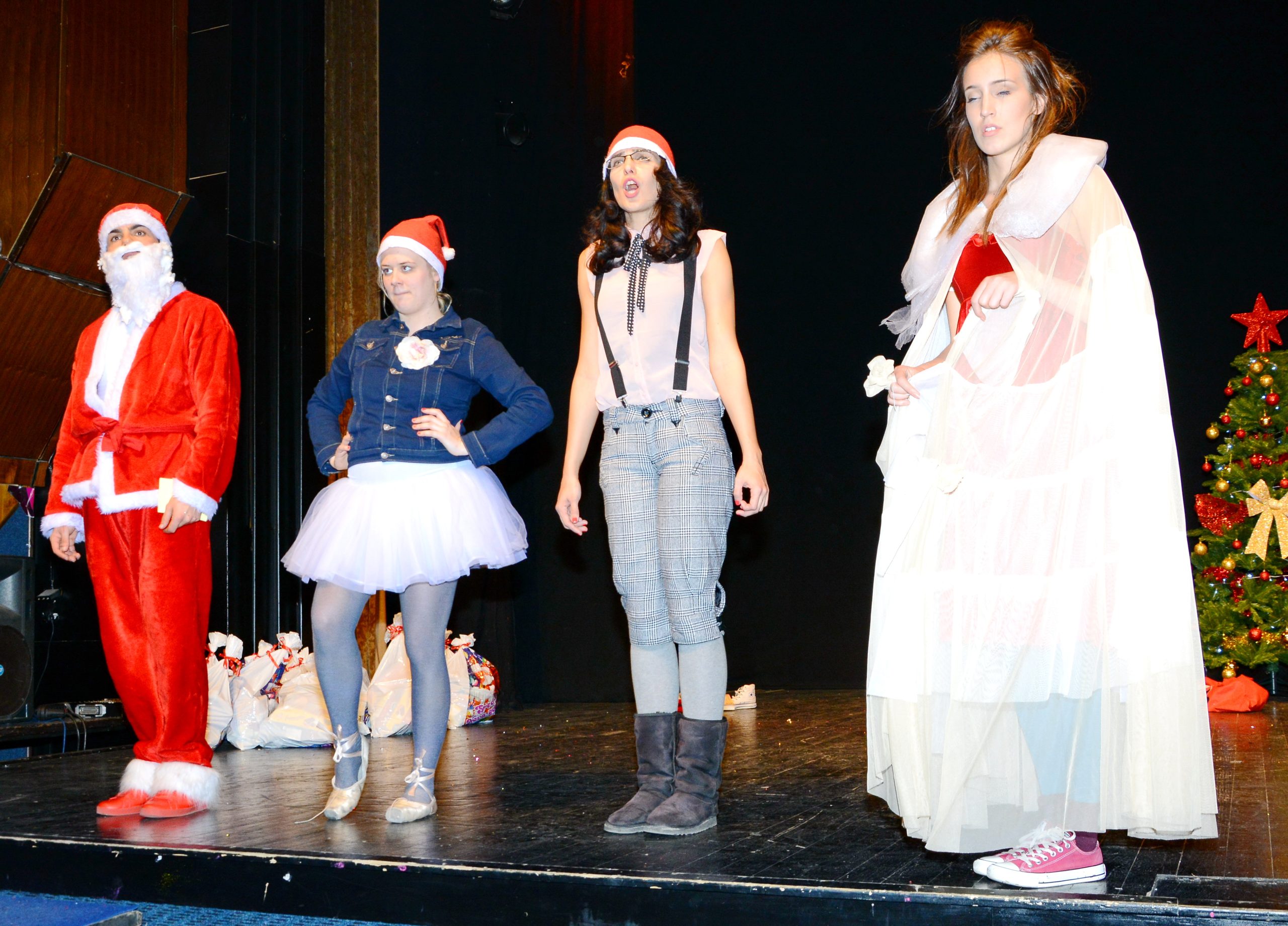 VESELO UZ VESELU JELKU