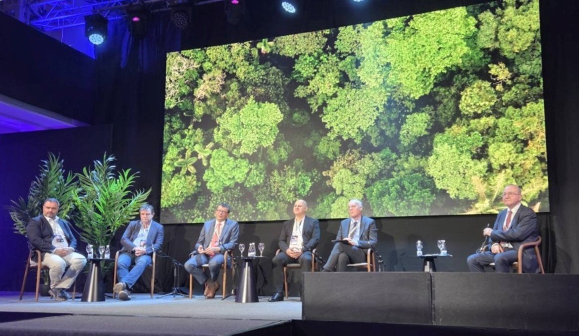 Predsjednik Odbora direktora CGES-a dao snažan doprinos Balkan Solar Summitu 2026 1 3